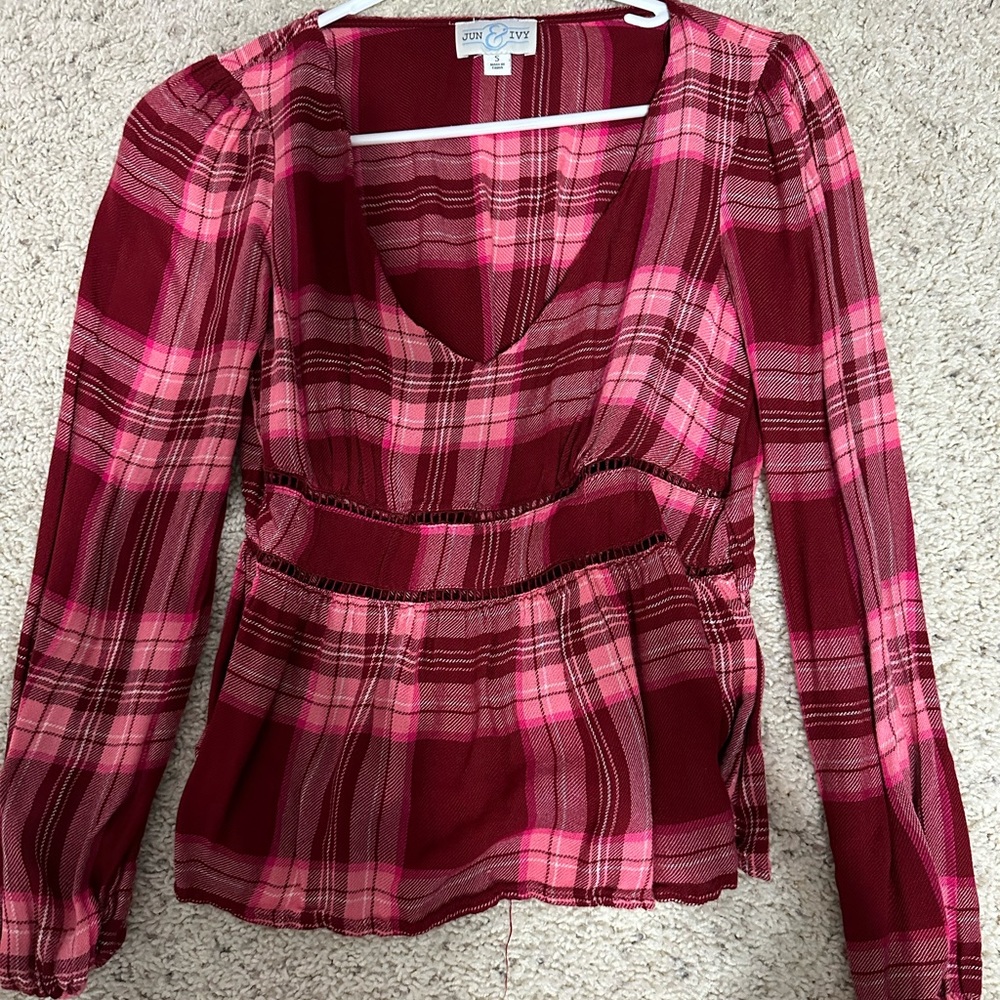 jun and ivy top